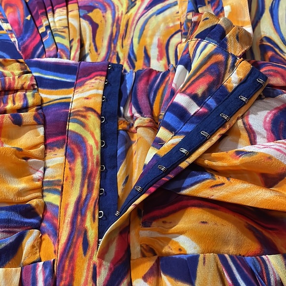 Line & Dot Silk Maxi Grecian Drape Dress🖤 - Picture 9 of 11